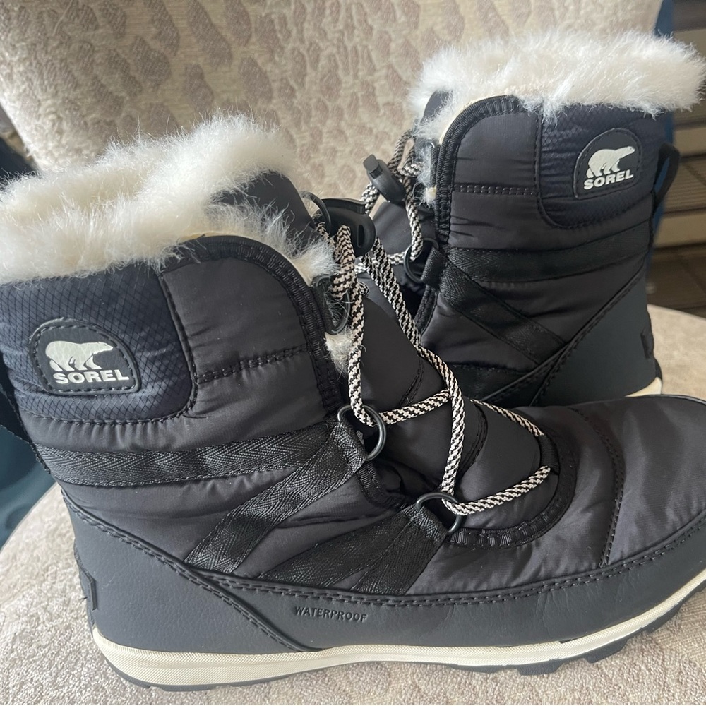 Sorel boots with fur inside. Great condition!